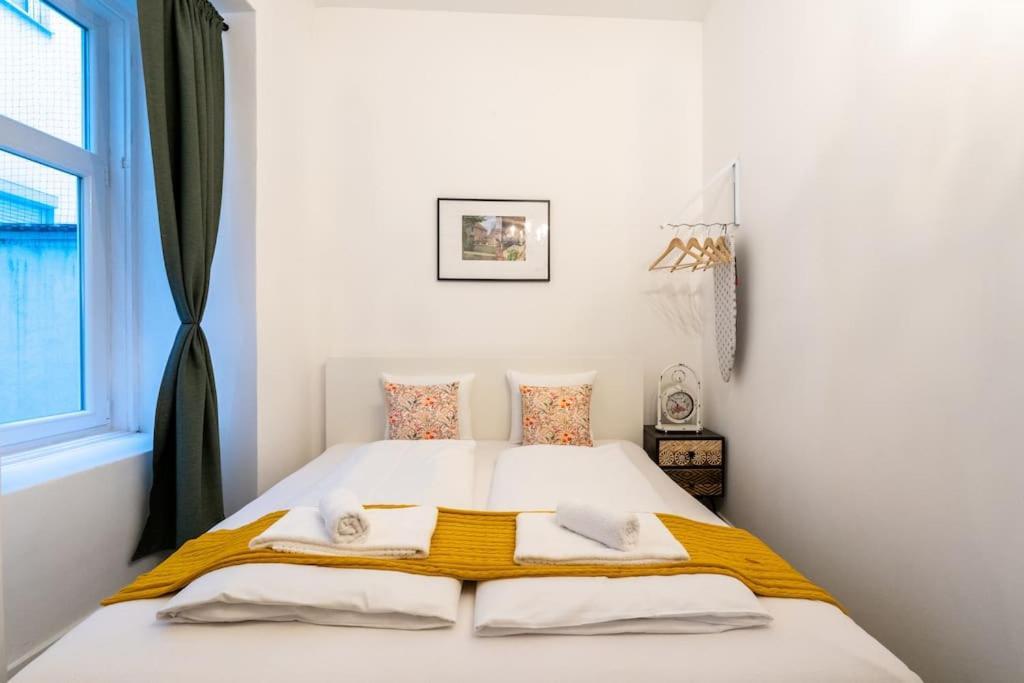 Practical 1Br Flat By Center By Hm Διαμέρισμα Βιέννη Εξωτερικό φωτογραφία